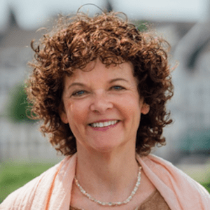 Speaker - Dr. Resie Moonen